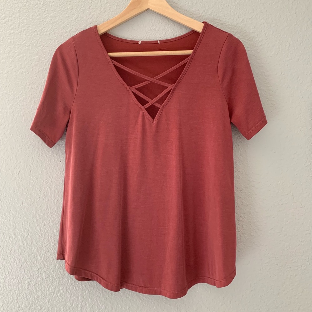 ◽️ Criss Cross T-shirt ◽️